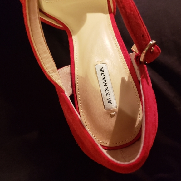 NEW Red Suede Heels by Alex Marie, Size 12 - Picture 3 of 8